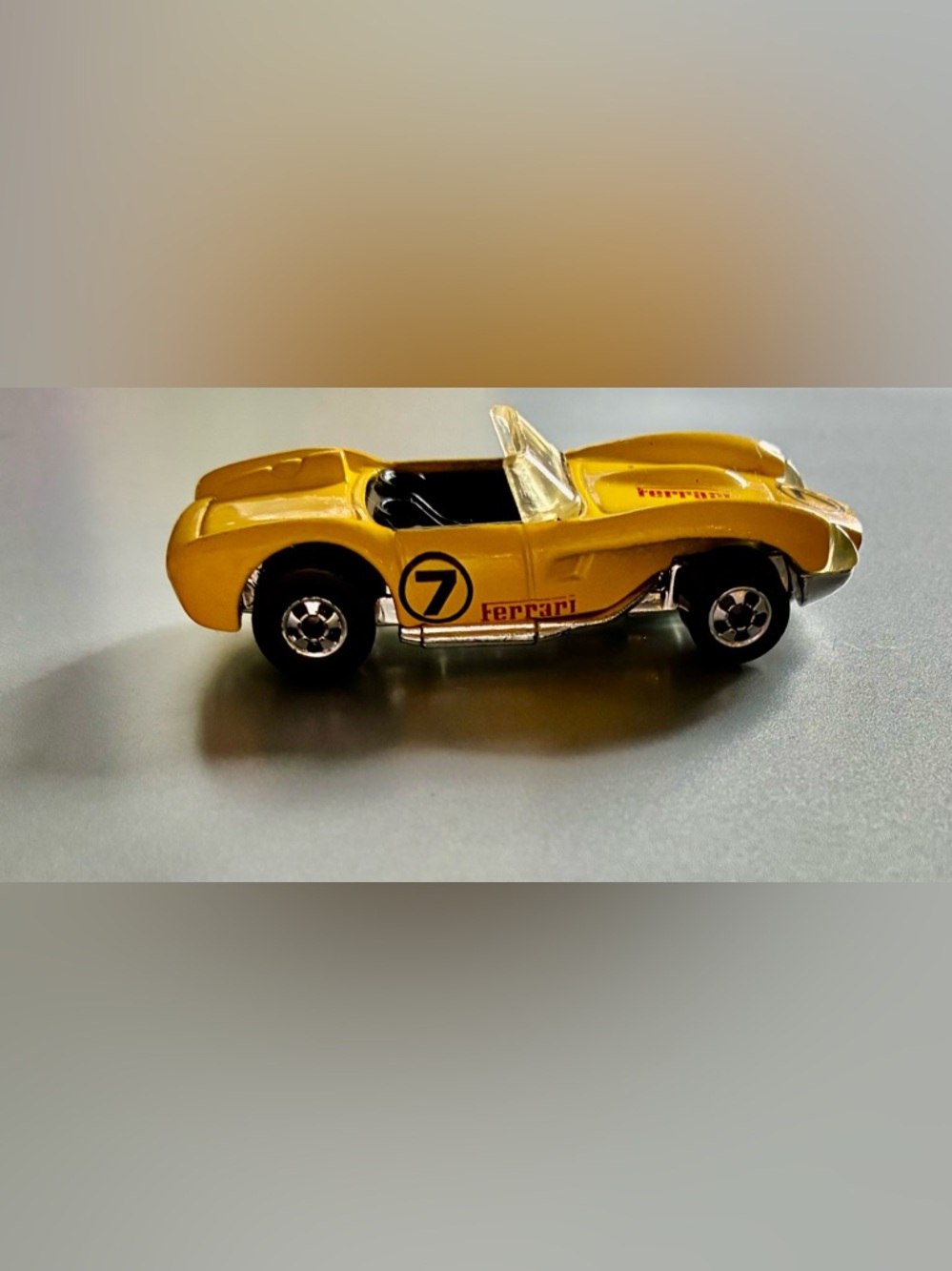 🌼 Ferrari Yellow Convertible Race Car Toy with Number 7